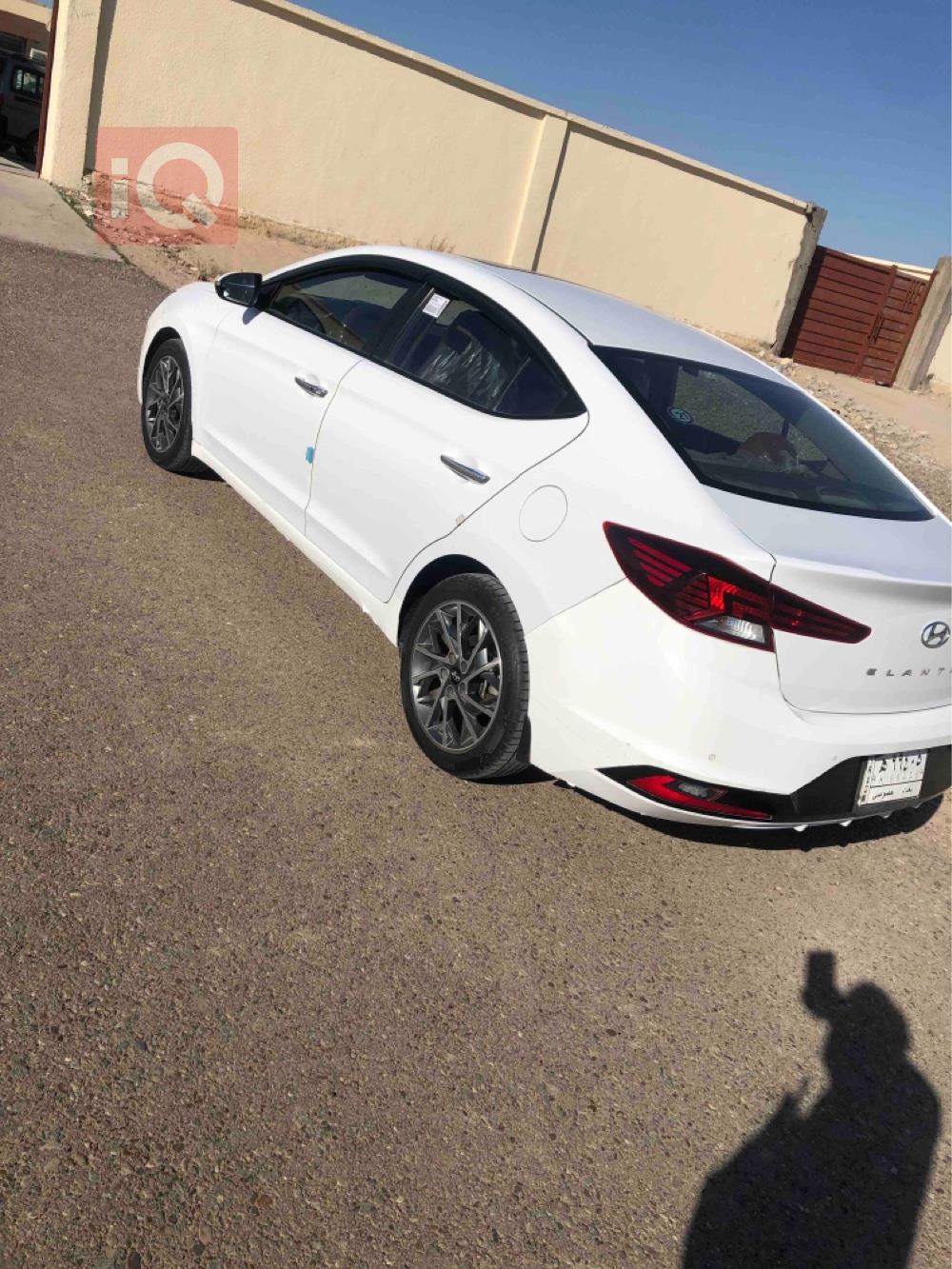 هیوندای ئەلەنترا